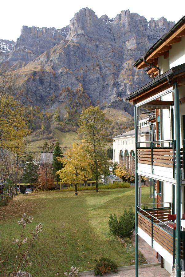 Appartementhaus La Promenade Leukerbad Buitenkant foto